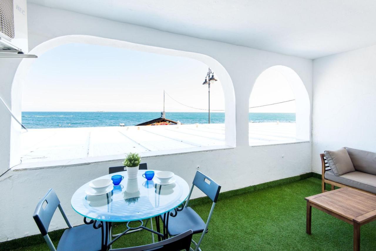 Carola 2 - Apartamento En Primera Linea Benalmádena